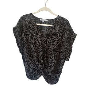 Sweet Rain Black & White Abstract Print Crop Top Blouse Size L
